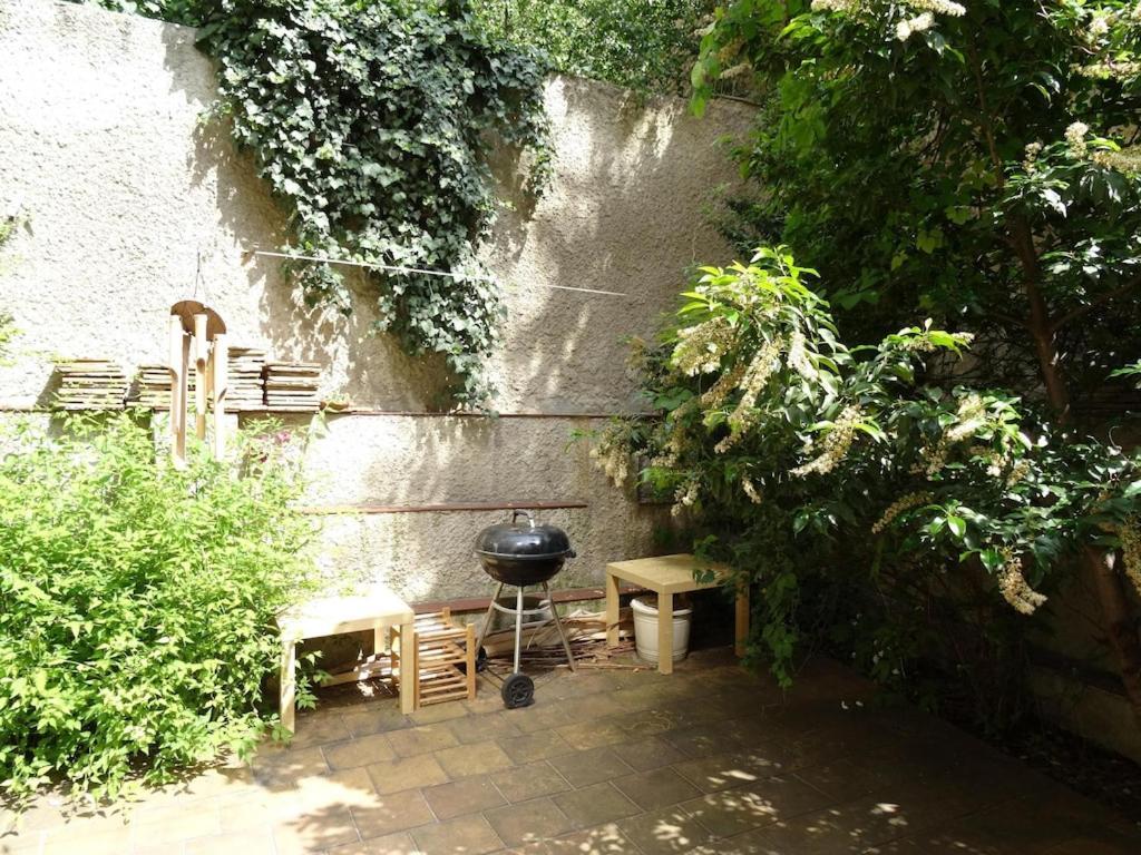 Garden Apartment On Art Nouveau Street In Central Prague Ngoại thất bức ảnh